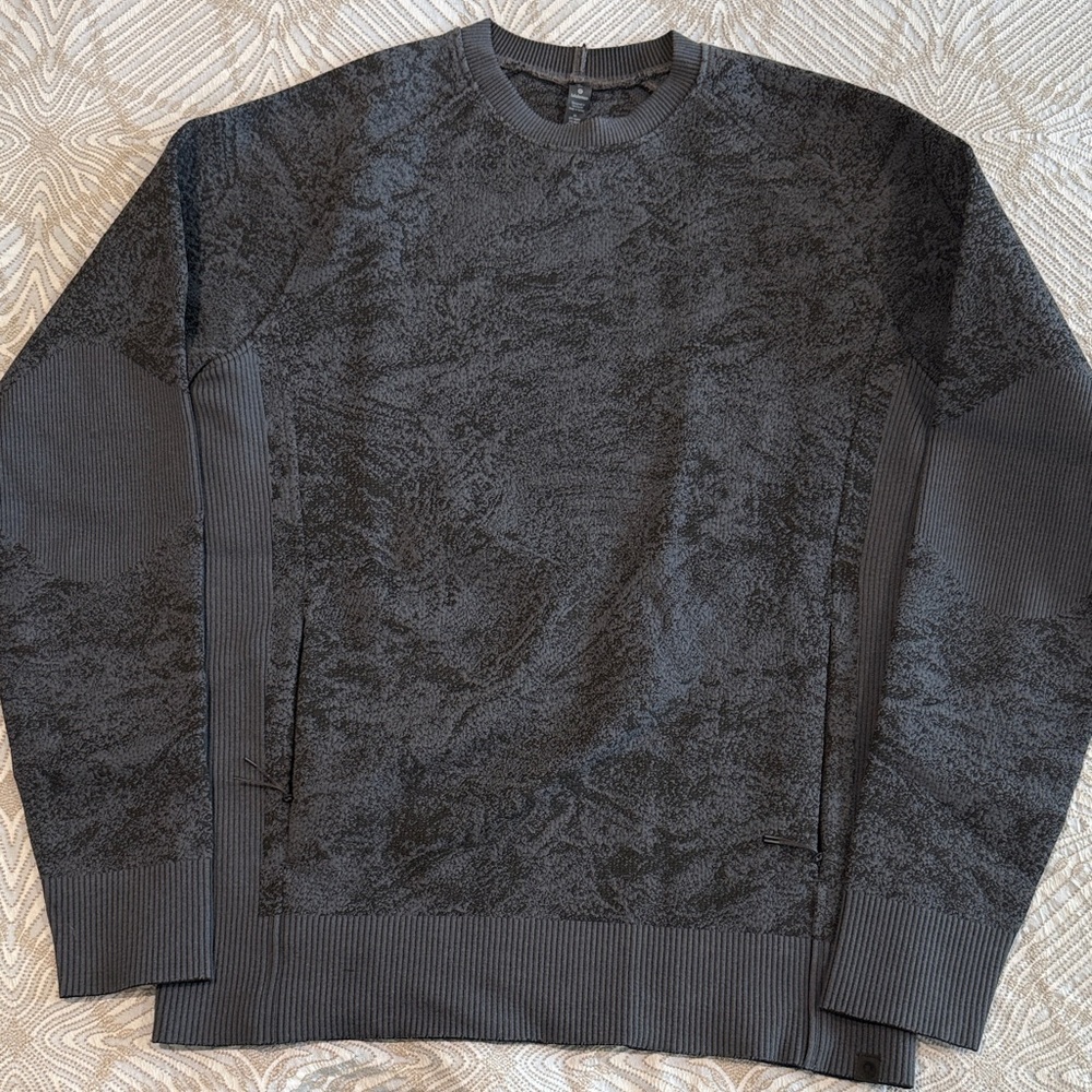 lululemon athletica Charcoal Crewneck Sweater - Men’s size medium